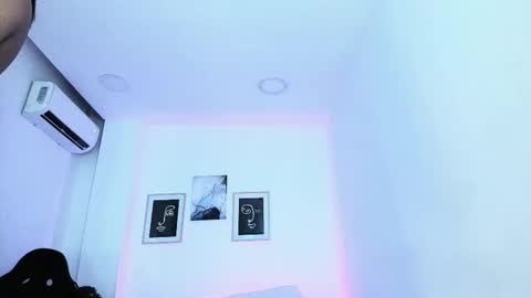 emelie_89 online show from March 3, 12:17 pm