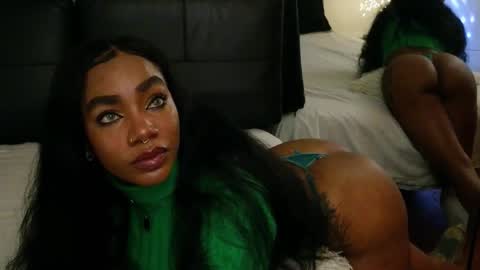 anyelii  online show from February 27, 1:20 am