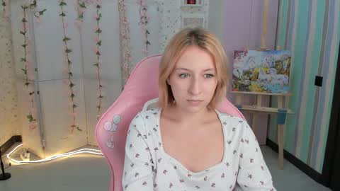 emelia online show from October 15, 12:06 pm