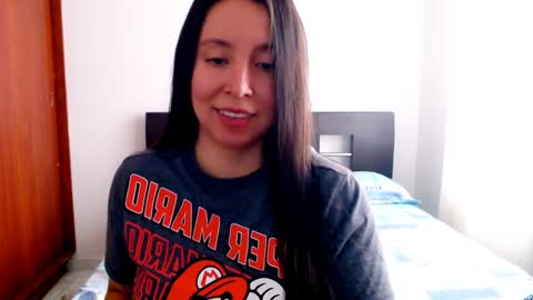 Snapshot of emely_sexx chatting on February 4, 4:39 pm emely_sexx online show from February 4, 4:39 pm