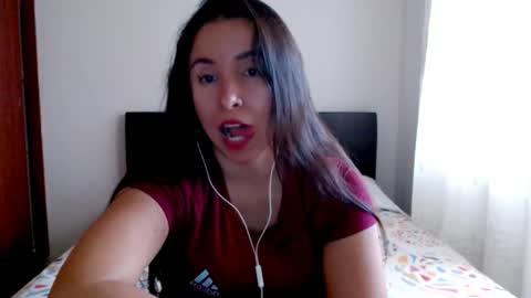 Snapshot of emely_sexx chatting on September 25, 10:06 pm emely_sexx online show from September 25, 10:06 pm