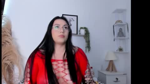 Snapshot of emi_carter chatting on October 16, 9:46 pm emi_carter online show from October 16, 9:46 pm