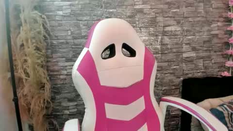 EMI online show from January 13, 8:16 pm