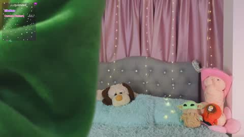 Snapshot of emiiscoot_1 chatting on January 25, 11:23 am Emily online show from January 25, 11:23 am