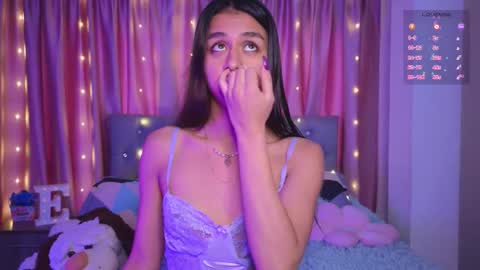 Snapshot of emiiscoot_1 chatting on September 16, 10:02 pm Emily online show from September 16, 10:02 pm