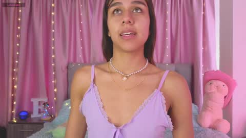 Snapshot of emiiscoot_1 chatting on February 3, 2:02 pm Emily online show from February 3, 2:02 pm