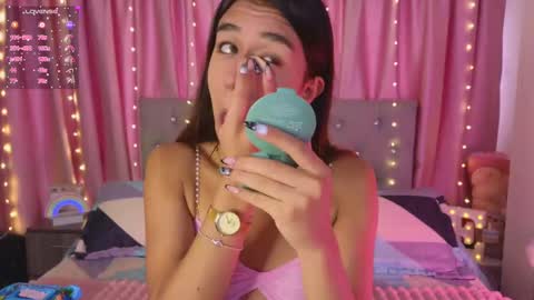 Snapshot of emiiscoot_1 chatting on February 21, 2:38 pm Emily online show from February 21, 2:38 pm