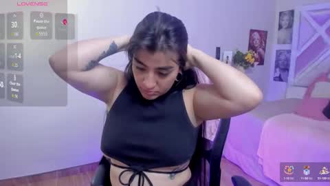 Snapshot of emilayton_ chatting on September 24, 8:37 pm emilayton_ online show from September 24, 8:37 pm