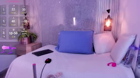 Snapshot of emili__hot chatting on October 8, 3:07 pm Emily online show from October 8, 3:07 pm