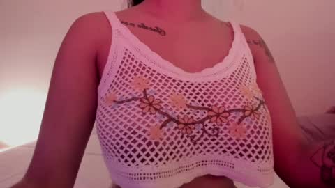 Emilia Big Boobs online show from January 26, 1:09 am