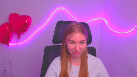 Snapshot of emilia_ilia chatting on March 12, 3:18 pm Emilia online show from March 12, 3:18 pm