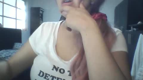 emiliahoney online show from January 8, 9:20 pm