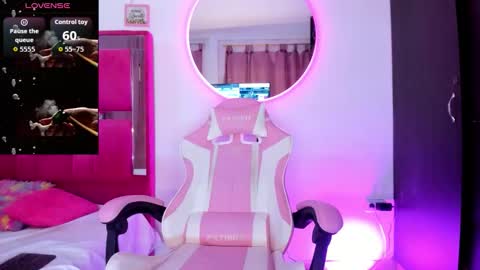 emiliana online show from March 16, 4:11 pm