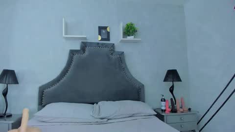 EmiliaRose online show from September 12, 11:07 pm