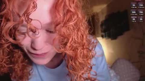 Snapshot of emiliyafox chatting on October 16, 6:29 pm Emi online show from October 16, 6:29 pm