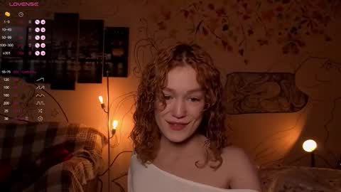 Snapshot of emiliyafox chatting on September 25, 5:20 pm Emi online show from September 25, 5:20 pm