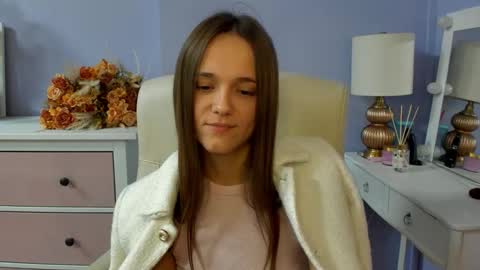 Emilly online show from March 6, 8:13 am