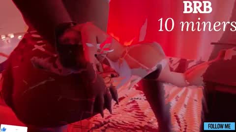 Snapshot of emily_gin chatting on October 8, 2:30 am EMILY online show from October 8, 2:30 am