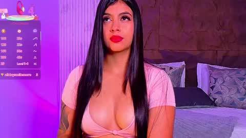 Snapshot of emily_jones3 chatting on October 17, 1:26 pm Emily online show from October 17, 1:26 pm