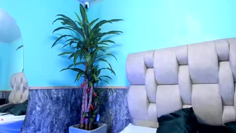 Snapshot of emily_jones3 chatting on March 4, 9:00 pm Emily online show from March 4, 9:00 pm