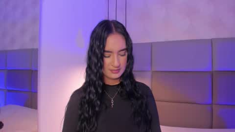 emily_luve online show from January 6, 3:27 pm