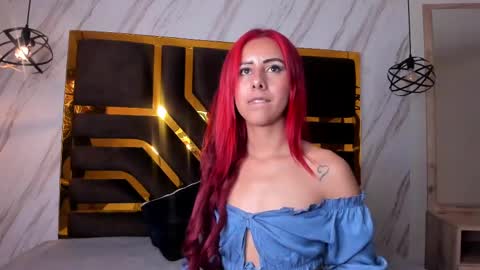 Snapshot of emily_morgan04 chatting on February 26, 2:38 pm online show from February 26, 2:38 pm