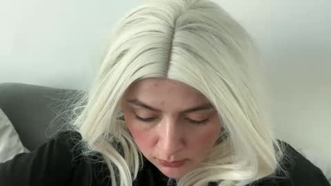 emily_morning_dew online show from March 22, 9:24 am