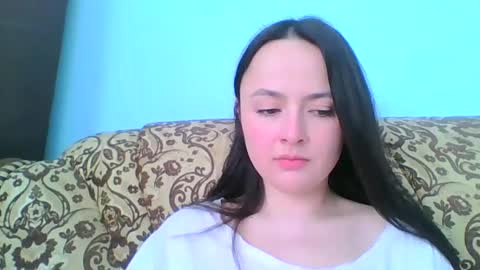 emily_morning_dew online show from February 26, 12:05 pm