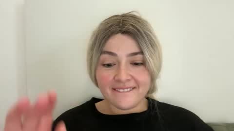 emily_morning_dew online show from October 12, 9:35 am