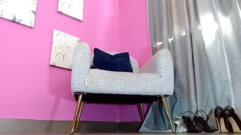 Emily online show from February 26, 7:39 pm