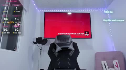 emily_palmeer online show from March 15, 10:29 am