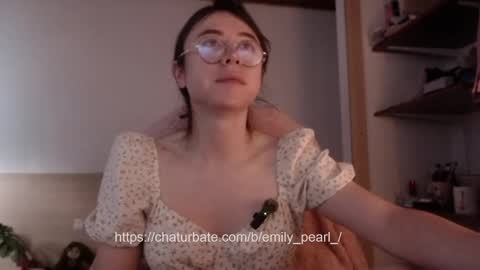 emily_pearl_ online show from March 2, 9:01 pm