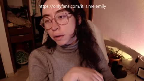 emily_pearl_ online show from September 28, 2:20 am