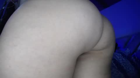 Snapshot of emily_pervert00 chatting on October 4, 6:33 am Emily  online show from October 4, 6:33 am
