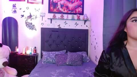 Emily online show from November 5, 1:51 am