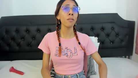 EMILY online show from September 16, 3:26 pm