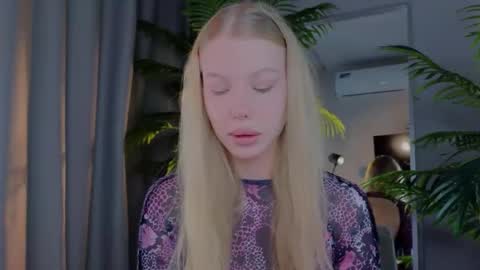 emily shepard online show from March 19, 3:34 am