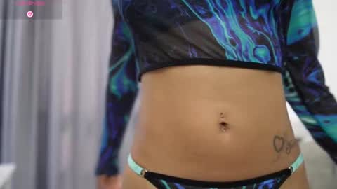 Snapshot of emily_smitt chatting on September 10, 9:05 pm emily_smitt online show from September 10, 9:05 pm