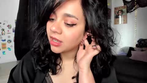 emily_vader online show from November 6, 4:54 pm