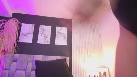 Snapshot of emily_vermont chatting on September 28, 3:59 am emily_vermont online show from September 28, 3:59 am