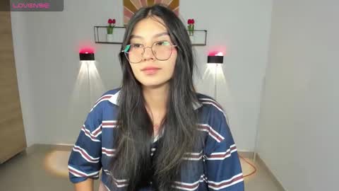 Emi online show from March 19, 9:31 pm