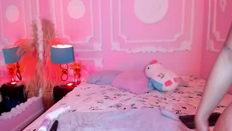 emilyborch online show from March 9, 12:10 pm