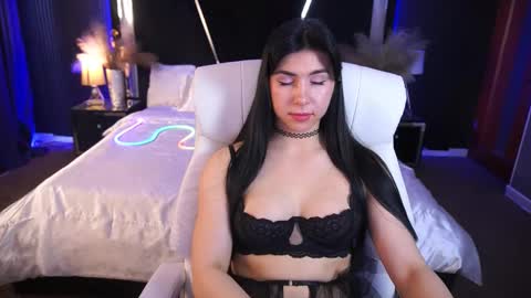 Emy online show from October 6, 6:09 am