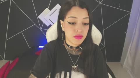 Snapshot of emilydaft chatting on September 24, 8:59 pm fari online show from September 24, 8:59 pm