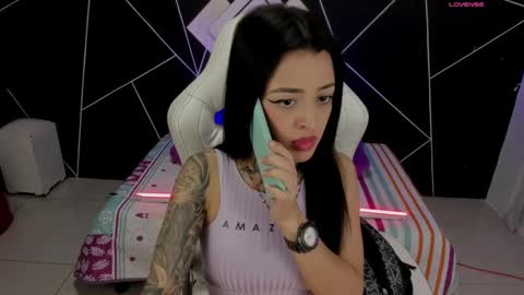 Snapshot of emilydaft chatting on January 10, 9:31 pm fari online show from January 10, 9:31 pm