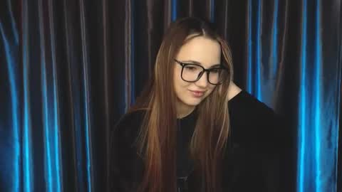 Emily online show from January 6, 5:28 pm