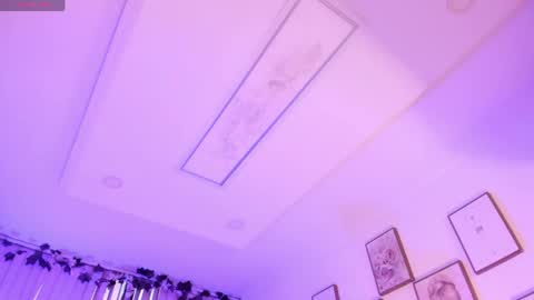 Emily online show from April 18, 11:23 am