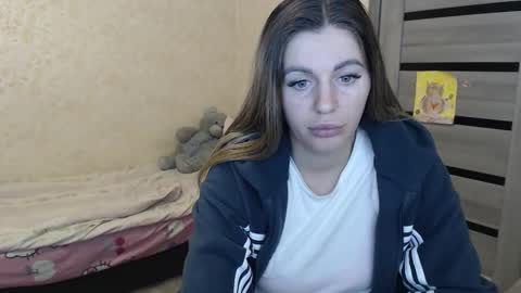 emilyfork online show from November 23, 4:49 pm