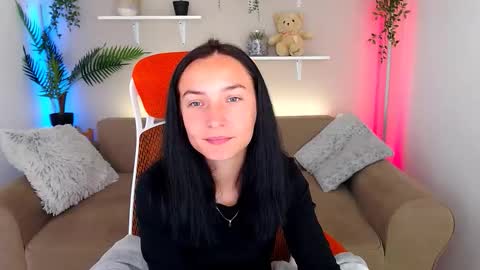 Snapshot of emilygreyy__ chatting on September 22, 7:01 am emilygreyy__ online show from September 22, 7:01 am