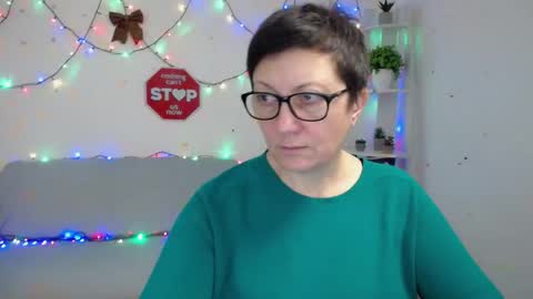 Emily online show from January 12, 7:26 am